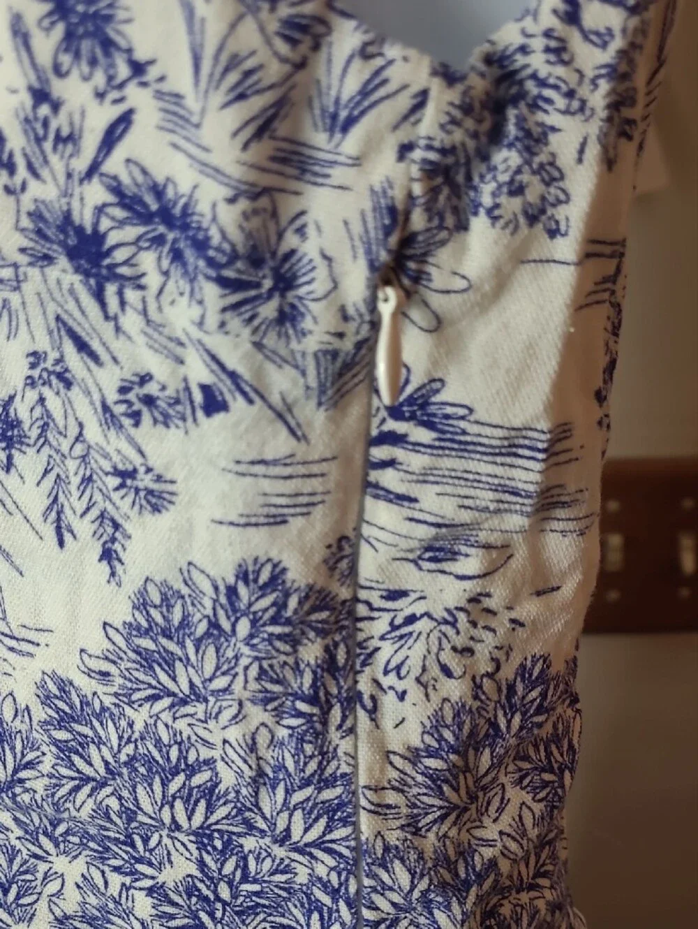 Olivaceous White and Blue Floral Collared Mini Dress
